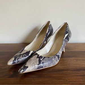 Excellent condition snake skin Nine West heels - Size 9M